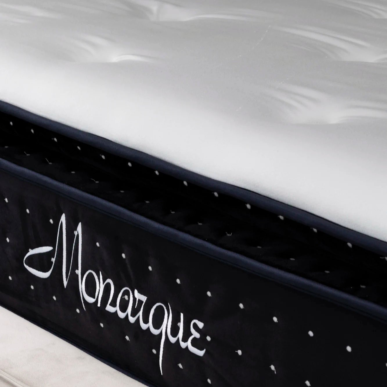 Matelas Monarque Angels - 32 cm - Surmatelas Intégré - Confort 5 Zones