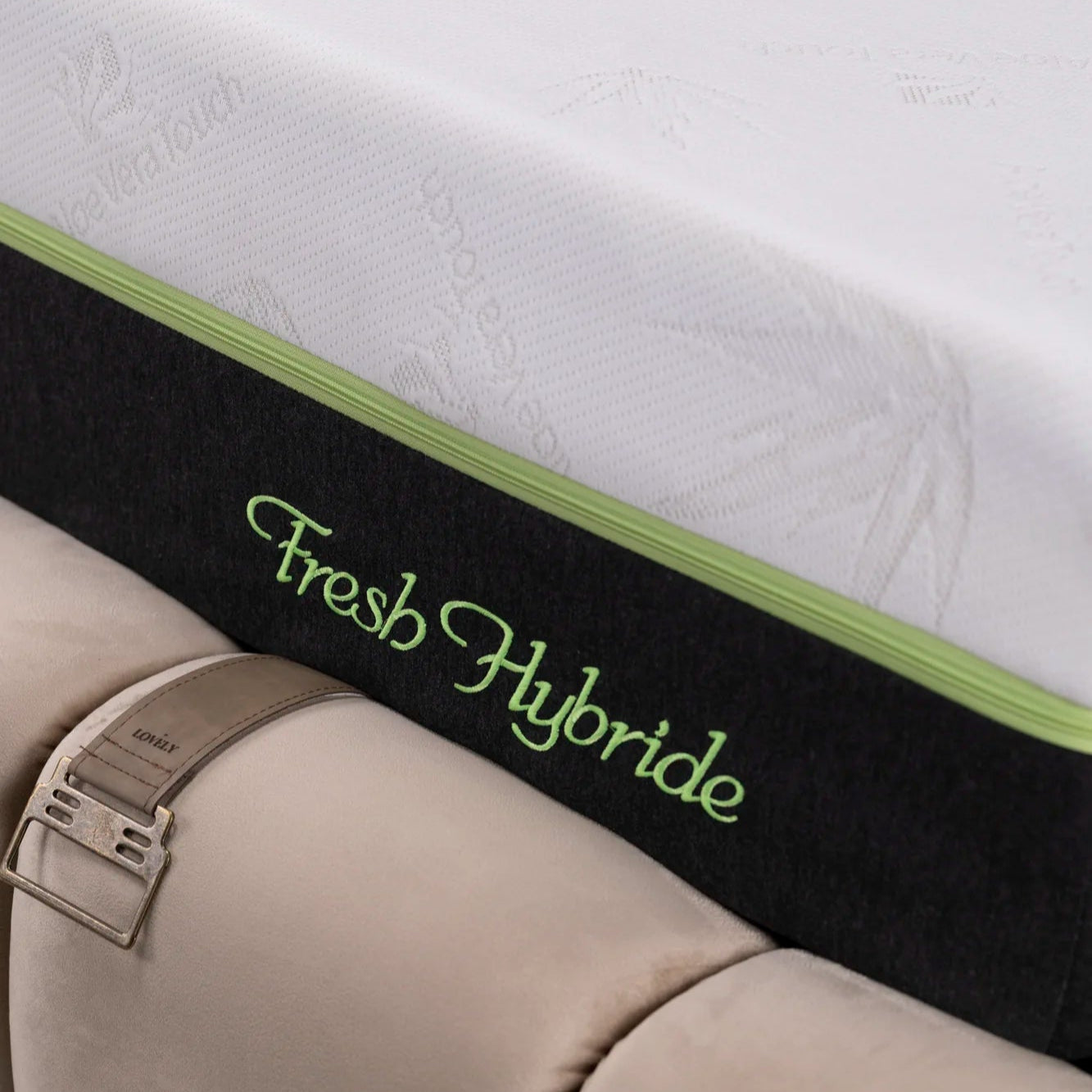 Matelas Fresh Hybride Aloe Vera - 27 cm - Hybride - Confort 5 Zones