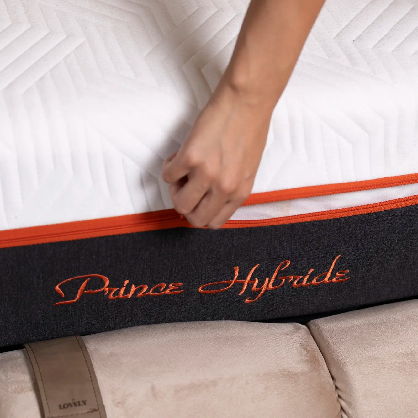 Matelas Prince Hybride Angels - 25 cm - Déhoussable et Lavable - Confort 5 Zones